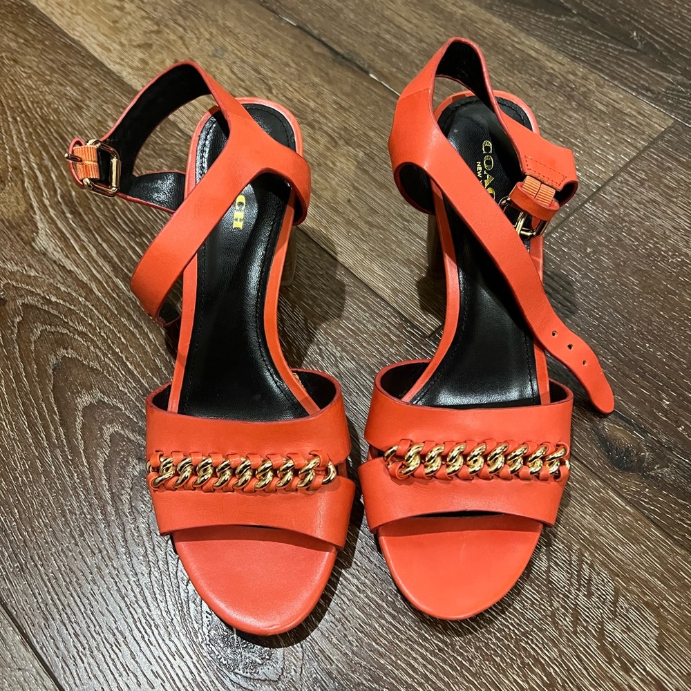 Coach phoebe heel shoes with Gold Chain Details size 7.5 orange - Picture 2 of 12